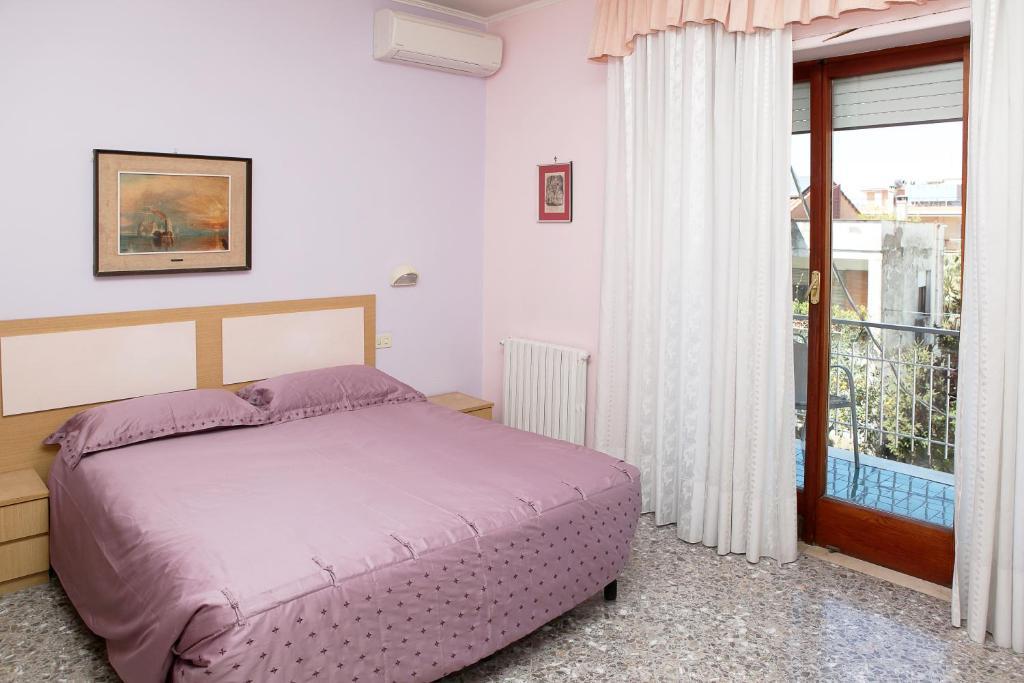 Hotel Linda Sorrento Room photo